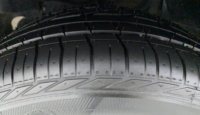 2020 Tata NEXON XZ+ 1.5, Diesel, Manual, 22,185 km, Left Front Tyre Tread