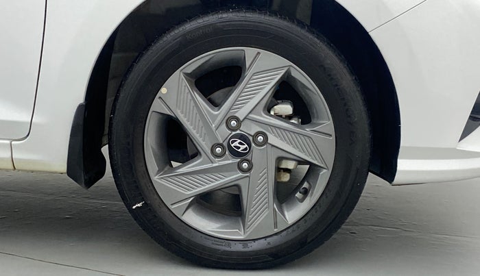 2020 Hyundai Verna SX PETROL MT, Petrol, Manual, 22,859 km, Right Front Wheel