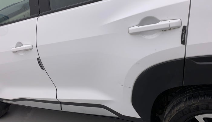 2022 Nissan MAGNITE XV EXECUTIVE, Petrol, Manual, 32,636 km, Rear left door - Minor scratches