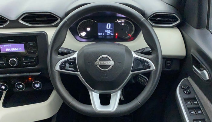 2022 Nissan MAGNITE XV EXECUTIVE, Petrol, Manual, 32,636 km, Steering Wheel Close Up
