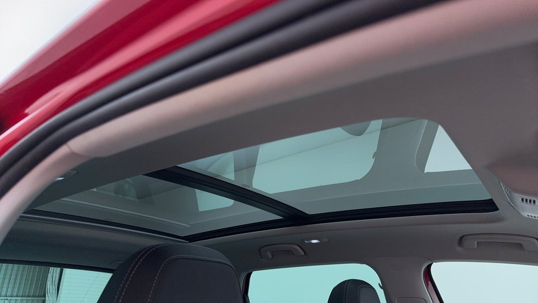 Interior Sunroof/Moonroof