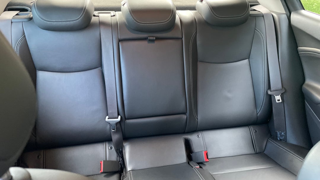 2017 Holden Astra Ltz, Automatic, 49980 km, Third Row Seats