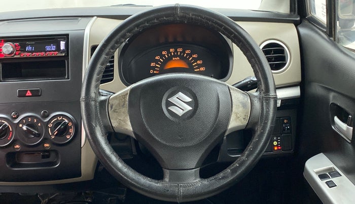 2015 Maruti Wagon R 1.0 LXI CNG, CNG, Manual, 67,853 km, Steering Wheel Close Up