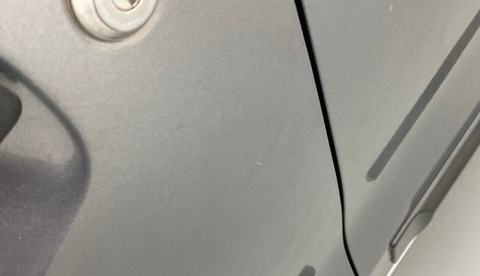 2015 Maruti Wagon R 1.0 LXI CNG, CNG, Manual, 67,853 km, Front passenger door - Slightly dented