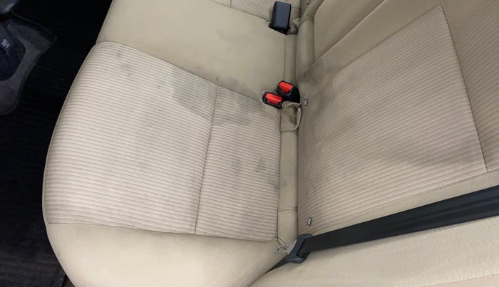 2018 Honda Amaze 1.2L I-VTEC V, Petrol, Manual, 51,569 km, Second-row left seat - Cover slightly stained