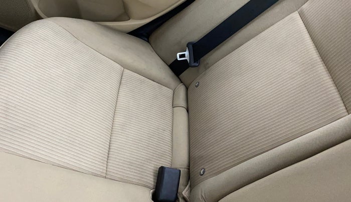 2018 Honda Amaze 1.2L I-VTEC V, Petrol, Manual, 51,569 km, Second-row right seat - Cover slightly stained