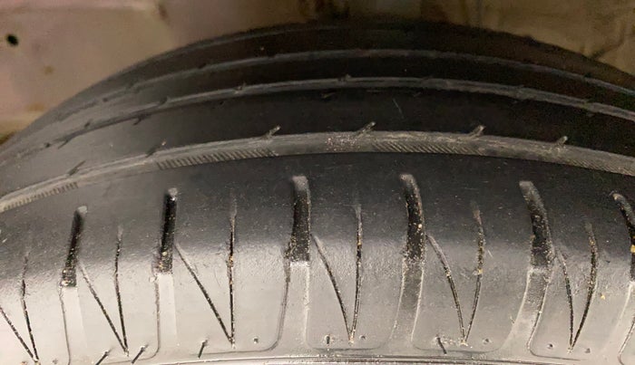 2018 Honda Amaze 1.2L I-VTEC V, Petrol, Manual, 51,569 km, Left Front Tyre Tread