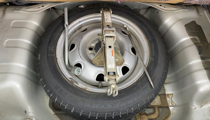 2017 Maruti Alto K10 VXI P, Petrol, Manual, 28,291 km, Spare Tyre