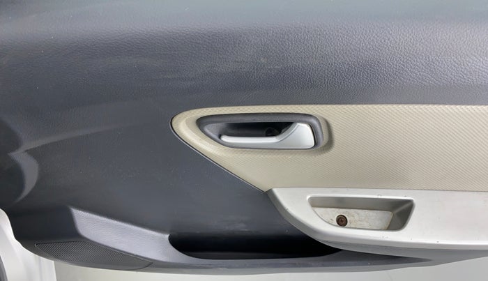 2017 Maruti Alto K10 VXI P, Petrol, Manual, 28,291 km, Driver Side Door Panels Control