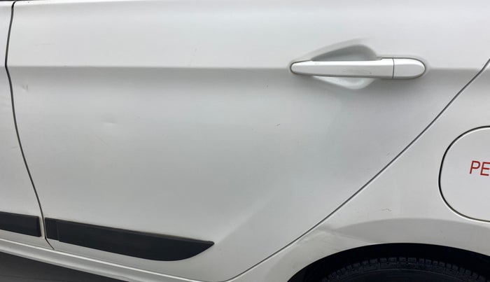 2018 Tata Tiago XZA PETROL, Petrol, Automatic, 67,341 km, Rear left door - Minor scratches