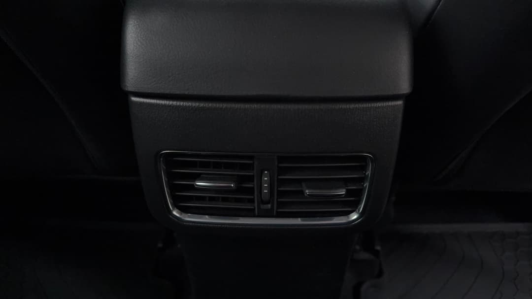 2018 Mazda CX-5 Touring (4x4), Automatic, 68355 km, Rear A/C Vent