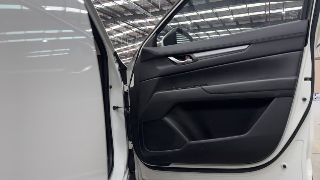 2018 Mazda CX-5 Touring (4x4), Automatic, 68355 km, Speaker View