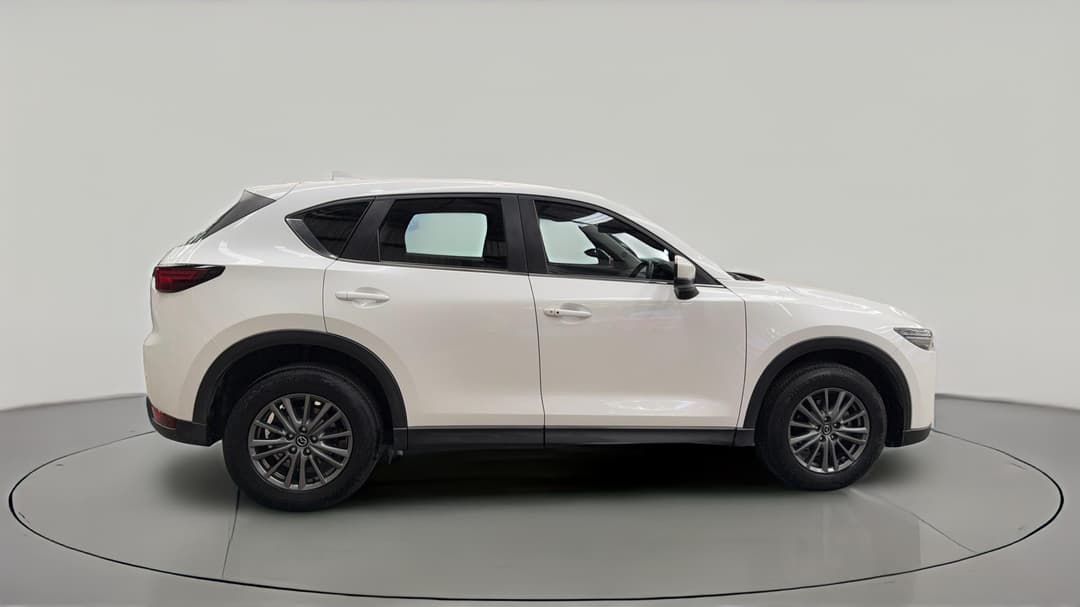 2018 Mazda CX-5 Touring (4x4), Automatic, 68355 km, Right Side View