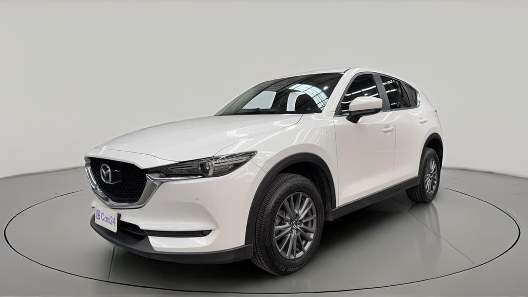 2018 Mazda CX-5 Touring (4x4), Automatic, 68355 km, Left Front Diagonal (45- Degree) View
