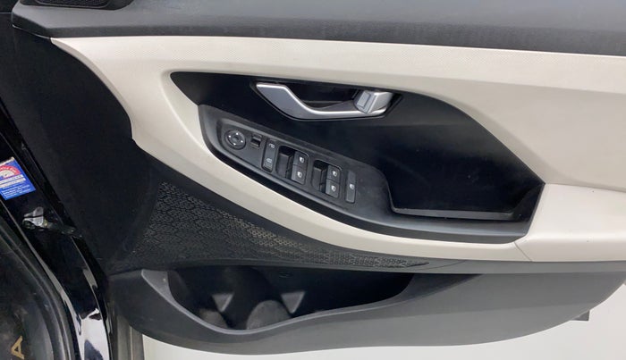 2021 Hyundai Creta S 1.5 PETROL, Petrol, Manual, 21,306 km, Driver Side Door Panels Control