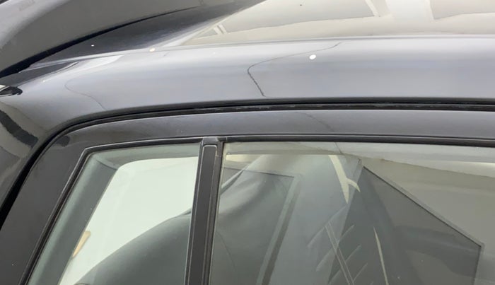 2011 Hyundai i10 ERA 1.1, Petrol, Manual, 38,374 km, Right C pillar - Minor scratches