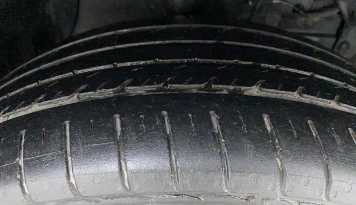 2019 Maruti Vitara Brezza VDI, Diesel, Manual, 24,670 km, Right Front Tyre Tread