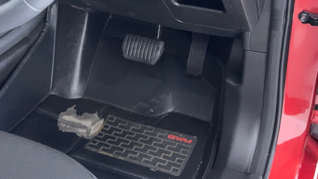 2024 GWM Haval Jolion Premium, Automatic, 35261 km, Pedals and Footmat