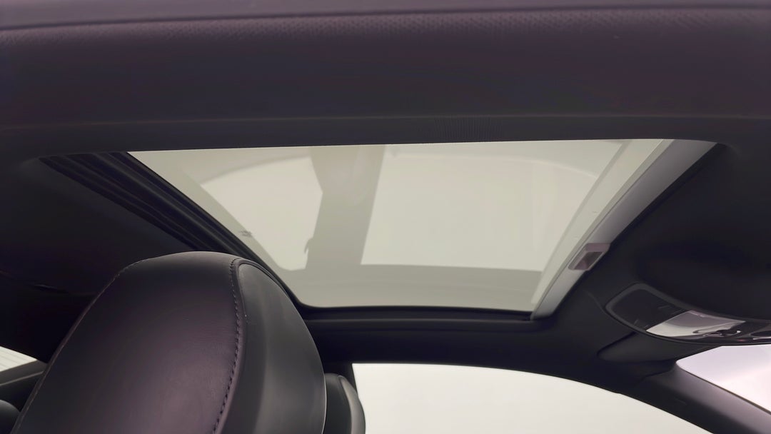 Interior Sunroof/Moonroof