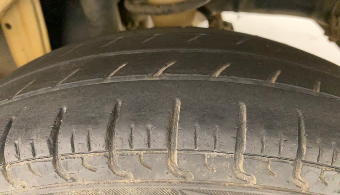 2017 Maruti Alto 800 VXI, Petrol, Manual, 41,837 km, Left Rear Tyre Tread