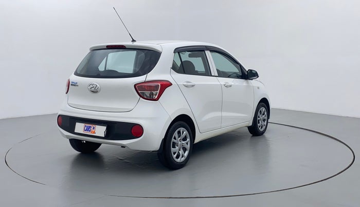 2018 Hyundai Grand i10 MAGNA 1.2 KAPPA VTVT, Petrol, Manual, 13,679 km, Right Back Diagonal