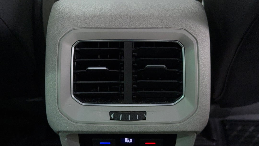 Rear A/C Vent