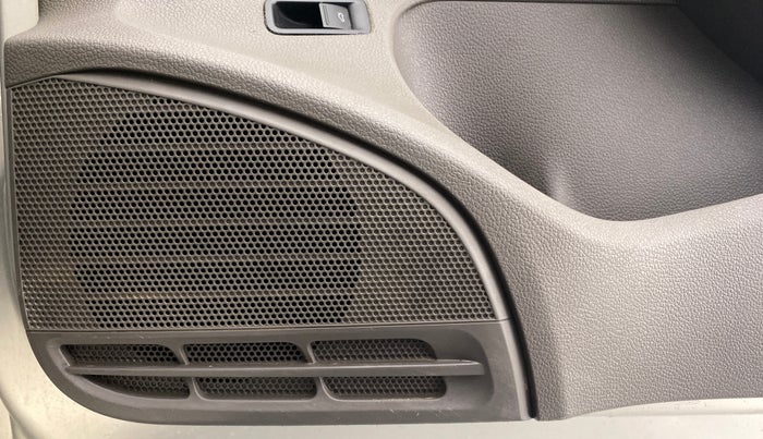 2012 Volkswagen Vento HIGHLINE DIESEL, Diesel, Manual, 54,121 km, Speaker