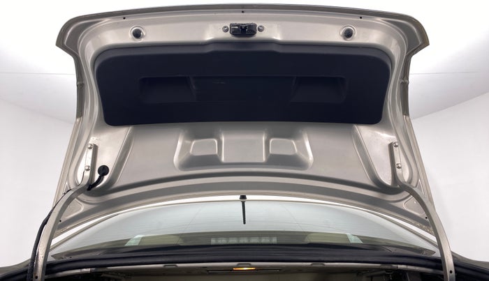 2012 Volkswagen Vento HIGHLINE DIESEL, Diesel, Manual, 54,121 km, Boot Door Open