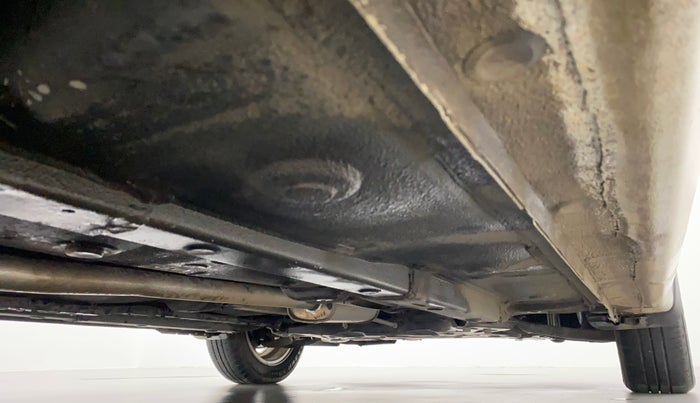 2014 Hyundai Grand i10 ASTA AT 1.2 KAPPA VTVT, Petrol, Automatic, 33,131 km, Right Side Underbody