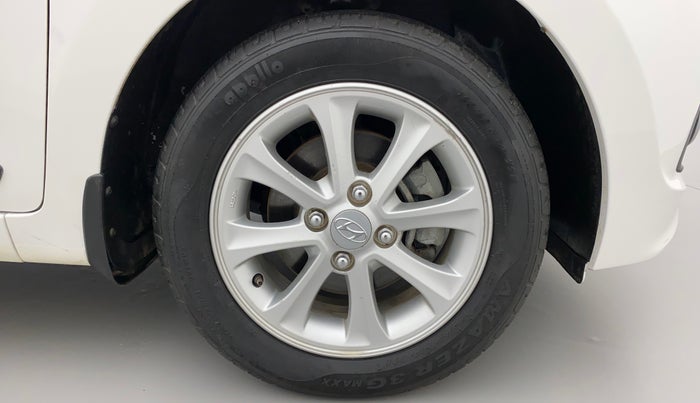 2014 Hyundai Grand i10 ASTA AT 1.2 KAPPA VTVT, Petrol, Automatic, 33,131 km, Right Front Wheel