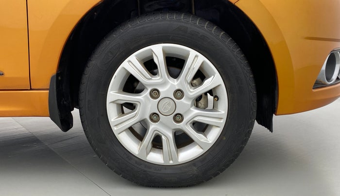 2016 Tata Tiago XZ 1.2 REVOTRON, Petrol, Manual, 14,624 km, Right Front Wheel