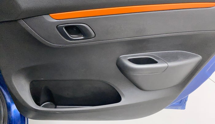 2017 Renault Kwid CLIMBER 1.0 AMT, Petrol, Automatic, 33,423 km, Driver Side Door Panels Control