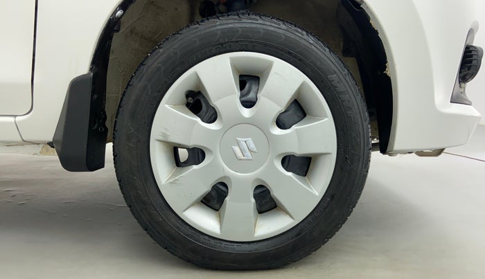 2014 Maruti Alto K10 VXI AMT P, Petrol, Automatic, 31,227 km, Right Front Tyre