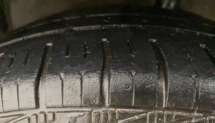 2021 Maruti Celerio ZXI (O), Petrol, Manual, 38,181 km, Left Front Tyre Tread