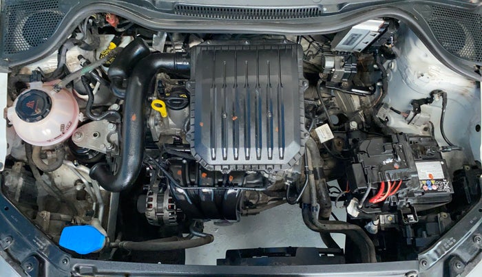 2018 Volkswagen Polo COMFORTLINE 1.0 PETROL, Petrol, Manual, 16,969 km, Engine Bonet View