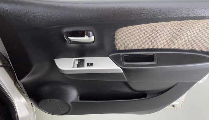 2014 Maruti Wagon R 1.0 LXI, Petrol, Manual, 11,221 km, Driver Side Door Panels Control