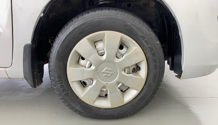 2014 Maruti Wagon R 1.0 LXI, Petrol, Manual, 11,221 km, Right Front Wheel