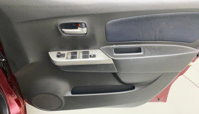 2010 Maruti Wagon R 1.0 VXI, Petrol, Manual, 80,969 km, Driver Side Door Panels Control
