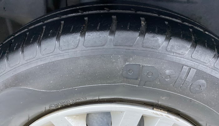 2018 Maruti Dzire VXI, Petrol, Manual, 50,336 km, Right Rear Tyre Tread