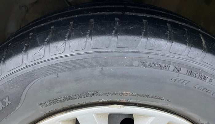 2018 Maruti Dzire VXI, Petrol, Manual, 50,336 km, Left Front Tyre Tread
