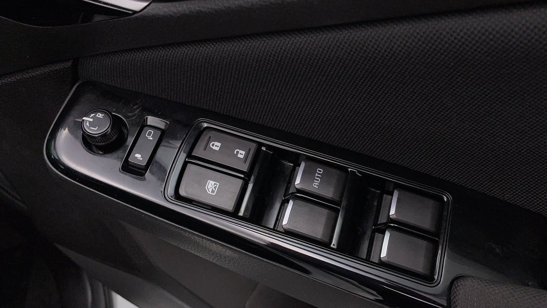 Drivers Side Door Panel Controls