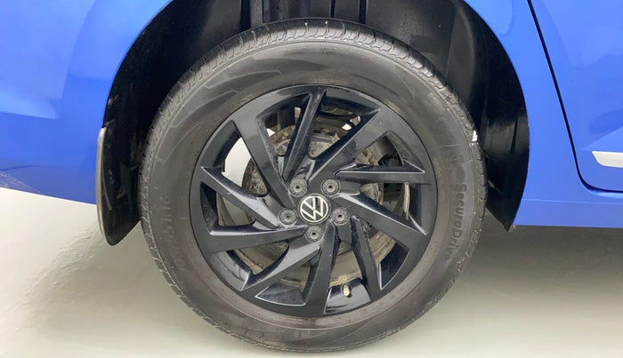 2022 Volkswagen VIRTUS GT PLUS TSI 1.5 EVO DSG, Petrol, Automatic, 11,321 km, Right Rear Wheel