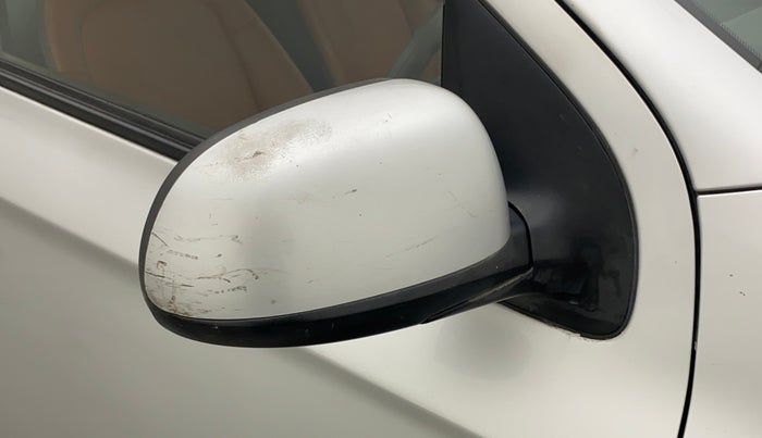 2011 Hyundai i20 MAGNA (O) 1.2, Petrol, Manual, 32,646 km, Right rear-view mirror - Minor scratches