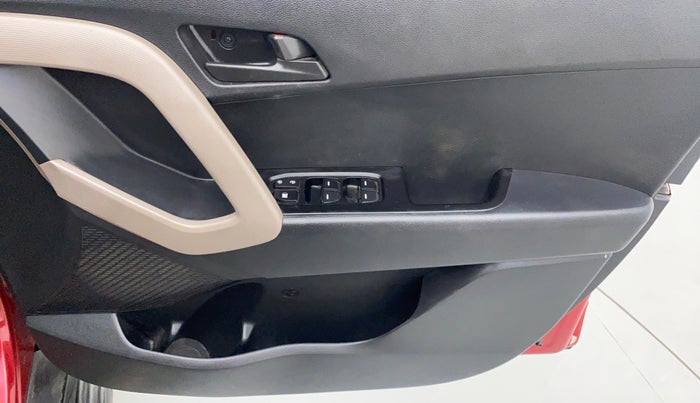 2016 Hyundai Creta 1.6 BASE, Petrol, Manual, 56,501 km, Driver Side Door Panels Control