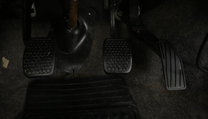 2017 Maruti Alto K10 VXI P, Petrol, Manual, 38,385 km, Pedals