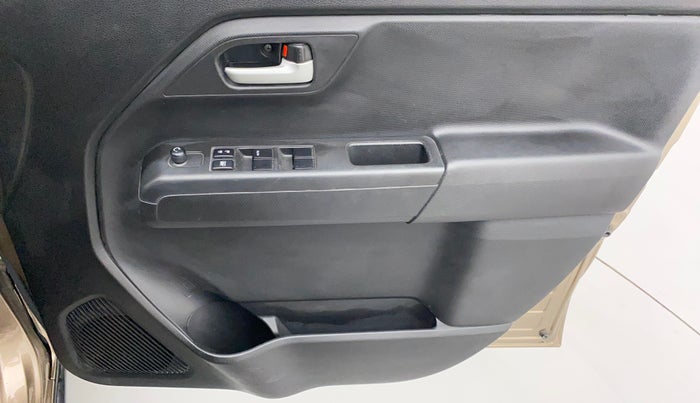 2019 Maruti New Wagon-R VXI (O) 1.0 AMT , Petrol, Automatic, 18,574 km, Driver Side Door Panels Control