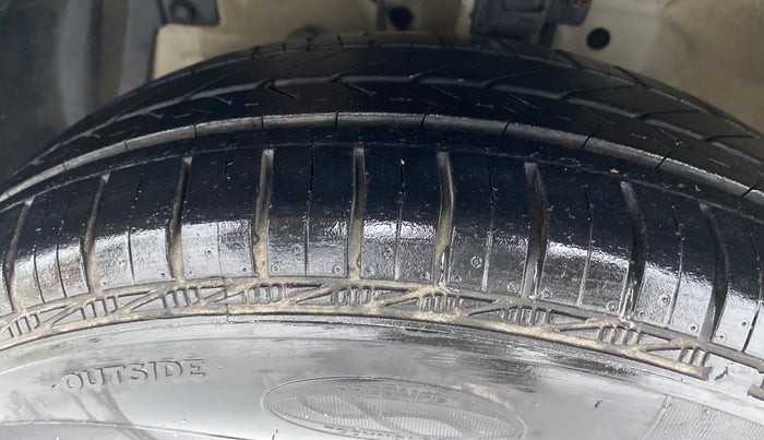 2017 Maruti Swift Dzire VDI BS IV, Diesel, Manual, 53,289 km, Left Front Tyre Tread