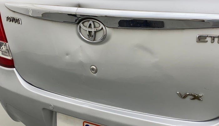 2011 Toyota Etios VX, Petrol, Manual, 1,00,010 km, Dicky (Boot door) - Slightly dented