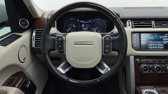 Land Rover Range Rover-Steering Wheel Close-up