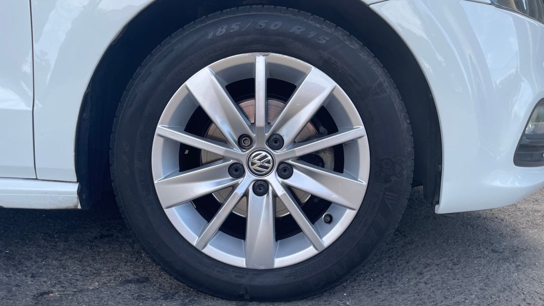 2017 Volkswagen Polo Urban (66tsi), Automatic, 104429 km, Right Front Wheel